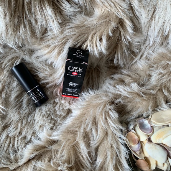 Choose a FREE Lipstick with Purchase! - Picture 10 of 14